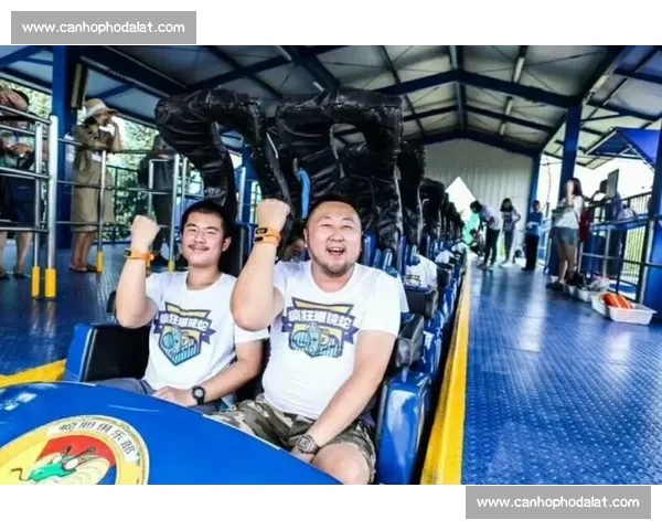 极速碰撞与勇者竞速:子弹车赛场上的极限挑战与惊险瞬间 极速碰撞与勇者竞速:子弹车赛场上的极限挑战与惊险瞬间